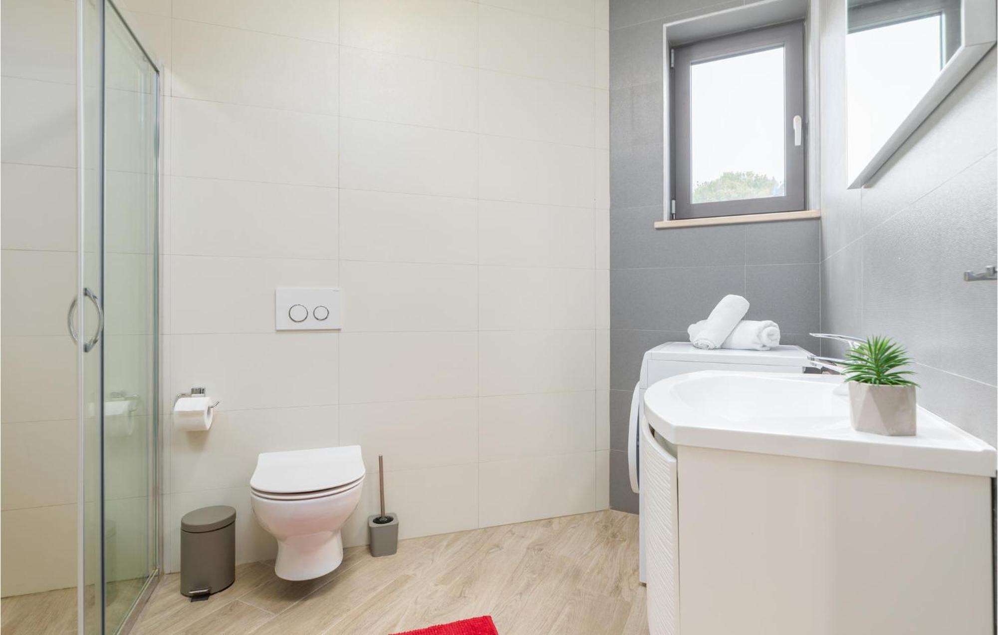 Stunning Apartment In Pjescana Uvala With Wifi Esterno foto